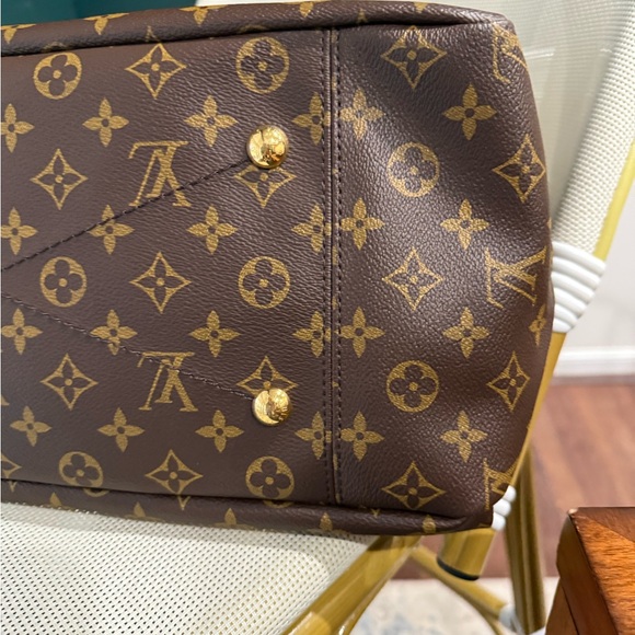 Louis Vuitton Artsy MM monogram - Picture 8 of 11